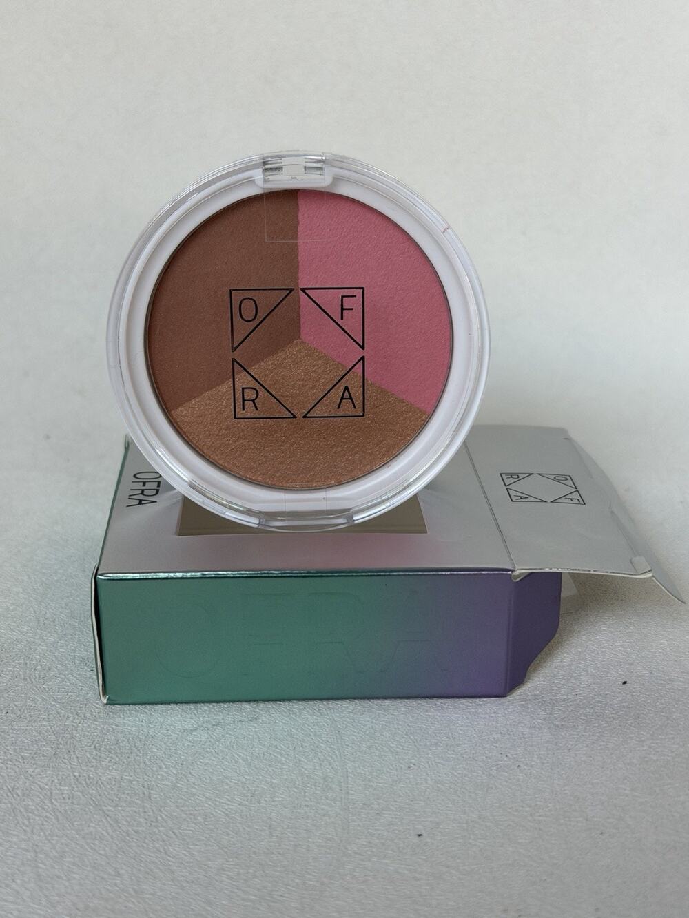 OFRA Cosmetics California Dream Triangle